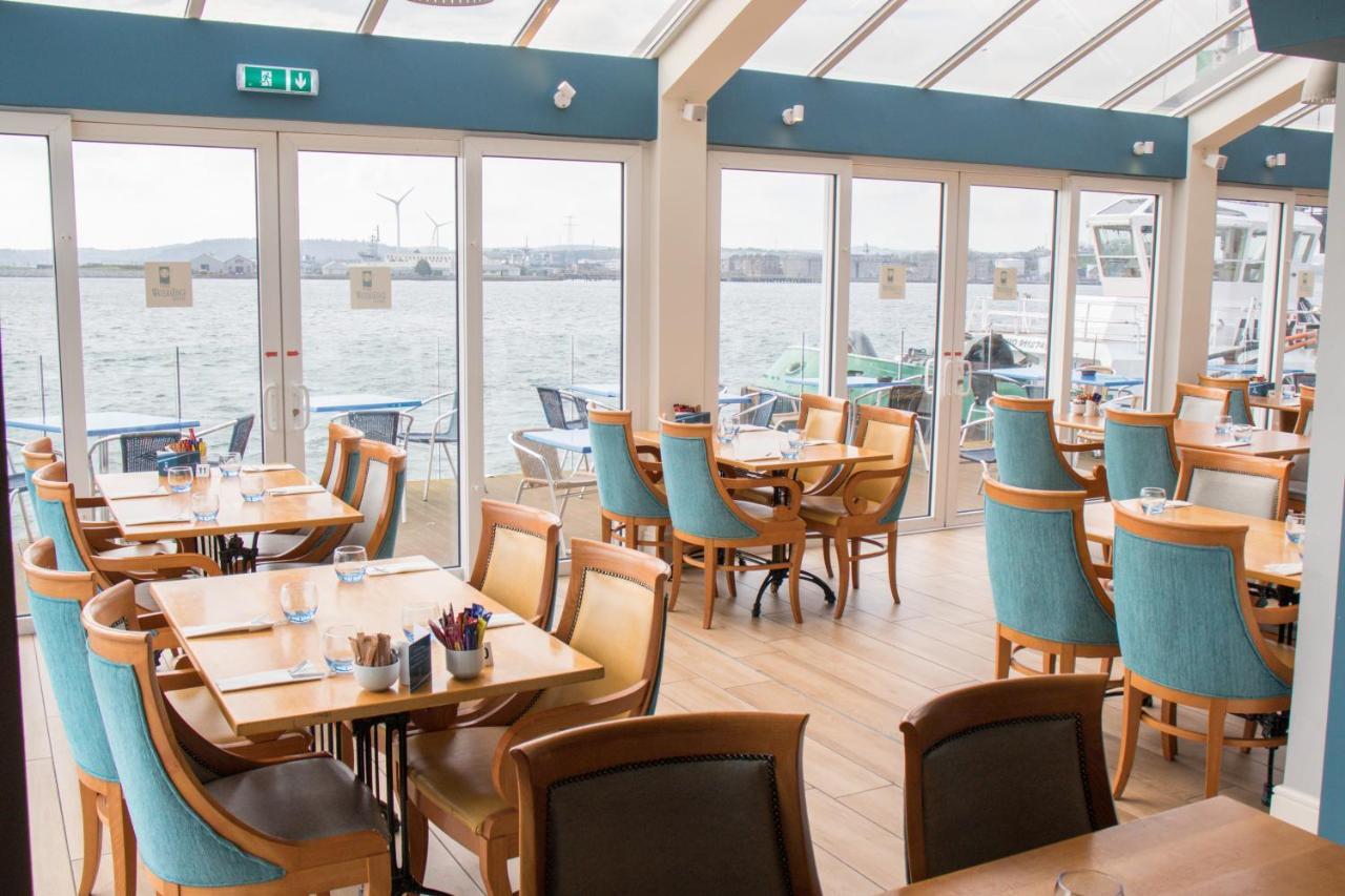 Watersedge Hotel Cobh Bagian luar foto