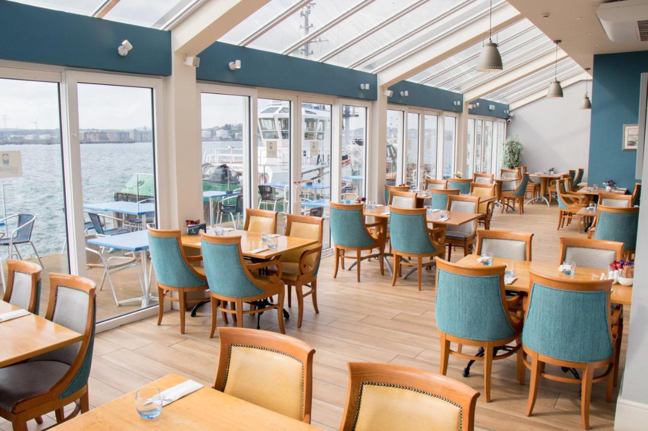 Watersedge Hotel Cobh Bagian luar foto